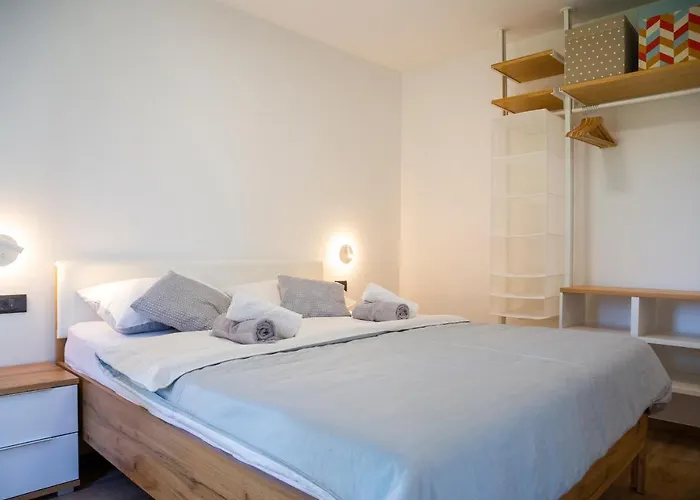 Apartment Holiday Houses Portoroz Portoroz